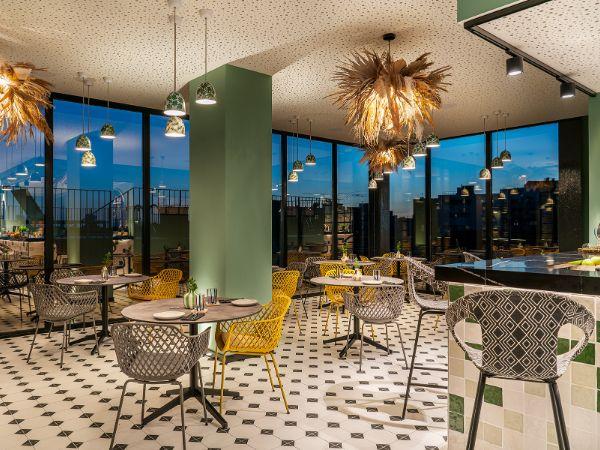 Restaurante “Terraço do jardim” Vincci Bonjardim 4* Oporto Restaurante “Terraço do jardim” Vincci Bonjardim 4* Oporto