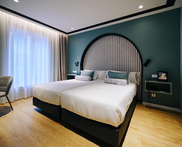 Habitación Familiar comunicada Vincci Bonjardim 4* Oporto Habitación Familiar comunicada Vincci Bonjardim 4* Oporto