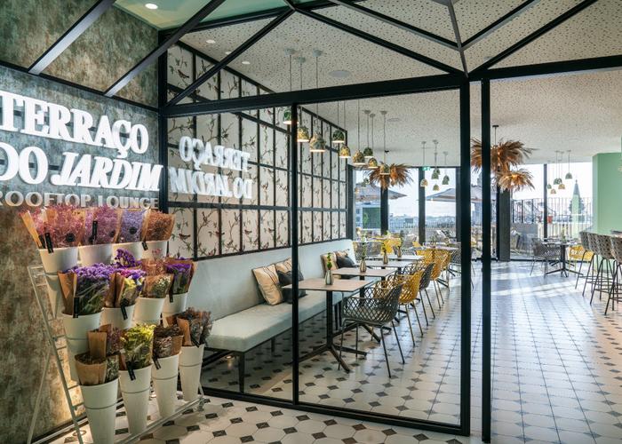 Terraço do jardín – interior Vincci Bonjardim 4* Oporto Terraço do jardín – interior Vincci Bonjardim 4* Oporto
